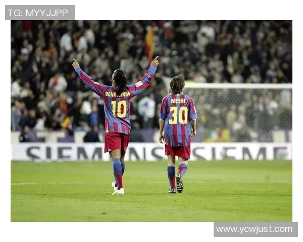 美国足球左边锋球员有哪些知名代表人物及其职业生涯成就分析 美国足球左边锋球员有哪些知名代表人物及其职业生涯成就分析