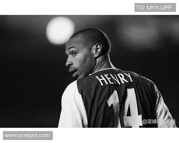 足球历史上的4号球星:那些影响力超越位置的传奇人物 足球历史上的4号球星:那些影响力超越位置的传奇人物